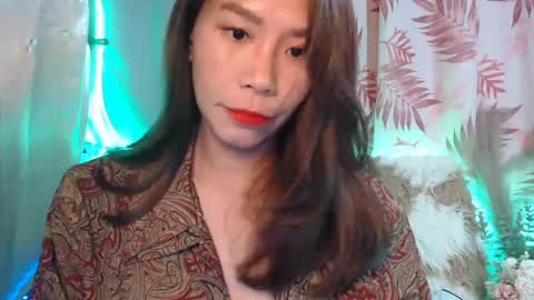 Snapshot of boobzy_hot chatting on 01/08/25, 10:37 Zy online show from 01/08/25, 10:37