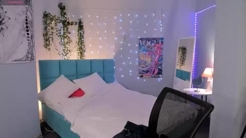 Milena online show from 03/18/26, 02:58