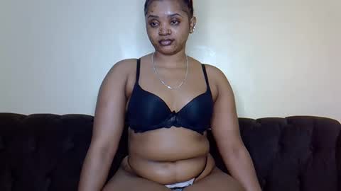 bootieshakess online show from 02/03/25, 03:27