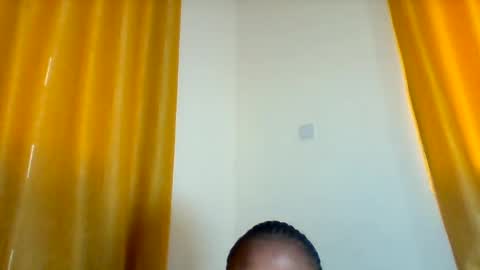 Snapshot of booty_panther chatting on 01/02/25, 07:01 sandrah online show from 01/02/25, 07:01