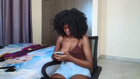 Heather online show from 03/03/25, 08:05