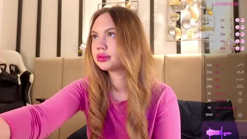 Snapshot of bootytrisha chatting on 12/08/24, 03:00 Trisha online show from 12/08/24, 03:00