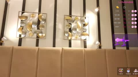 Snapshot of bootytrisha chatting on 01/12/25, 06:17 Trisha online show from 01/12/25, 06:17