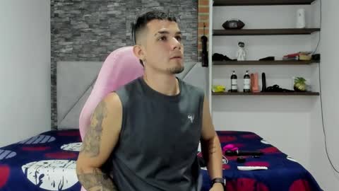 Snapshot of booyhott_ chatting on 02/25/26, 08:40 booyhott_ online show from 02/25/26, 08:40