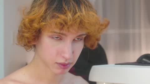 Snapshot of boream_ chatting on 01/18/25, 02:03 Bream online show from 01/18/25, 02:03