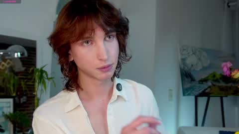 Snapshot of boream_ chatting on 02/16/25, 12:41 Bream online show from 02/16/25, 12:41