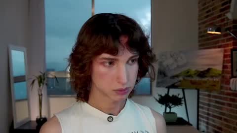 Snapshot of boream_ chatting on 02/24/25, 10:14 Bream online show from 02/24/25, 10:14