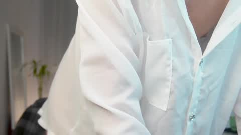 Snapshot of boream_ chatting on 03/12/25, 12:10 Bream online show from 03/12/25, 12:10