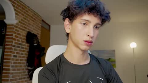 Snapshot of boream_ chatting on 09/11/25, 10:37 Bream online show from 09/11/25, 10:37