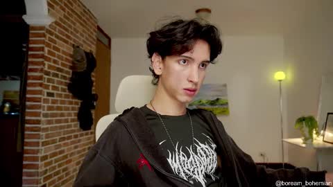 Snapshot of boream_ chatting on 10/27/25, 12:09 Bream online show from 10/27/25, 12:09