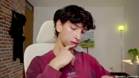 Snapshot of boream_ chatting on 10/28/25, 03:14 Bream online show from 10/28/25, 03:14