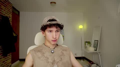 Snapshot of boream_ chatting on 11/27/25, 11:34 Bream online show from 11/27/25, 11:34