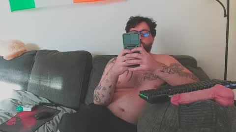 Snapshot of boredandirish21 chatting on 09/29/25, 08:13 boredandirish21 online show from 09/29/25, 08:13