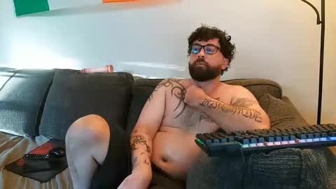 Snapshot of boredandirish21 chatting on 09/30/25, 08:47 boredandirish21 online show from 09/30/25, 08:47