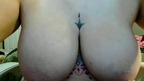 BoredCountryGirl online show from 04/18/26, 02:48