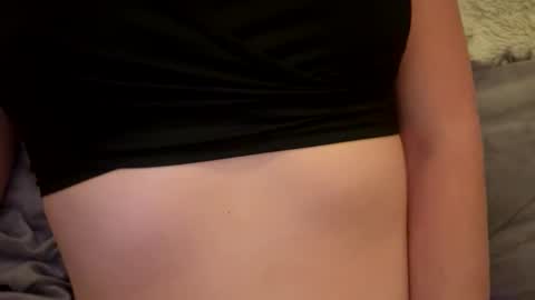 boredsoccermom8 online show from 11/30/25, 11:47