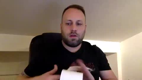 hugo online show from 04/19/26, 02:33