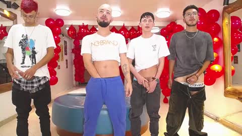 THOMAS AND DAMIAND online show from 02/04/25, 04:15