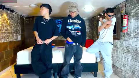 THOMAS AND DAMIAND online show from 09/14/25, 04:17