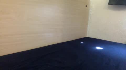 boss200004 online show from 03/18/26, 12:41