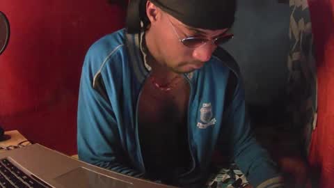 boss_playa98 online show from 03/07/25, 06:46