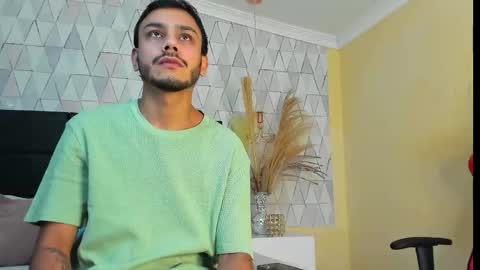 Snapshot of bossdominator1 chatting on 02/11/26, 12:21 Boss online show from 02/11/26, 12:21