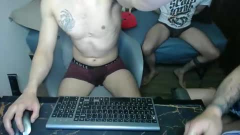 Snapshot of bossking019 chatting on 02/16/25, 01:36 bossking019 online show from 02/16/25, 01:36