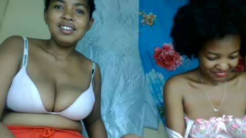 Snapshot of botorielle chatting on 06/20/26, 07:49 botorielle online show from 06/20/26, 07:49