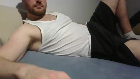 Snapshot of bottomtsinner chatting on 11/19/25, 09:48 bottomtsinner online show from 11/19/25, 09:48