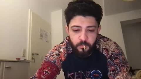 Snapshot of boualem92 chatting on 03/02/26, 04:03 boualem92 online show from 03/02/26, 04:03