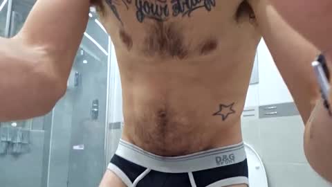 Snapshot of boujibitchproduction chatting on 12/17/24, 11:05 ciyro online show from 12/17/24, 11:05