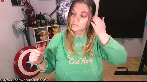 Snapshot of bouncinbooty chatting on 03/11/25, 02:29 Pumpkin Butt online show from 03/11/25, 02:29