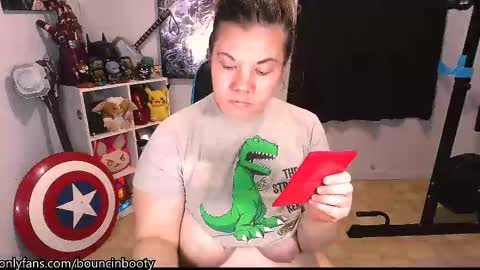 Snapshot of bouncinbooty chatting on 03/12/25, 03:46 Pumpkin Butt online show from 03/12/25, 03:46