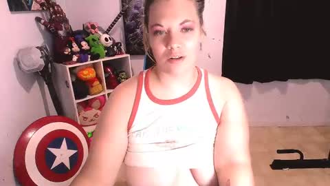 Snapshot of bouncinbooty chatting on 10/04/25, 09:24 Pumpkin Butt online show from 10/04/25, 09:24