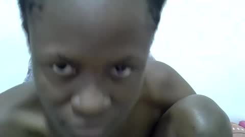 bouncy_vee online show from 03/26/26, 08:36