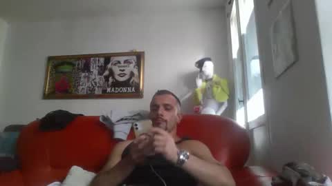 Snapshot of boundeagle1 chatting on 10/25/25, 10:56 BoundEagle1 online show from 10/25/25, 10:56