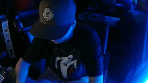 Bowerboi1217 online show from 04/11/26, 05:56