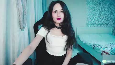 Snapshot of boxinghelen chatting on 12/18/24, 02:49 Helen online show from 12/18/24, 02:49