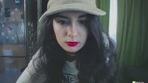 Snapshot of boxinghelen chatting on 02/18/25, 11:44 Helen online show from 02/18/25, 11:44