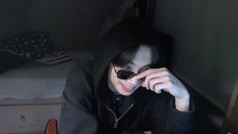 Snapshot of boxman556990 chatting on 12/05/24, 08:44 boxman556990 online show from 12/05/24, 08:44