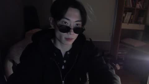 Snapshot of boxman556990 chatting on 02/03/25, 07:40 boxman556990 online show from 02/03/25, 07:40