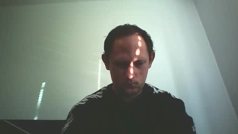 boy62 online show from 12/02/24, 10:18