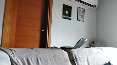 Dan online show from 10/22/25, 10:26