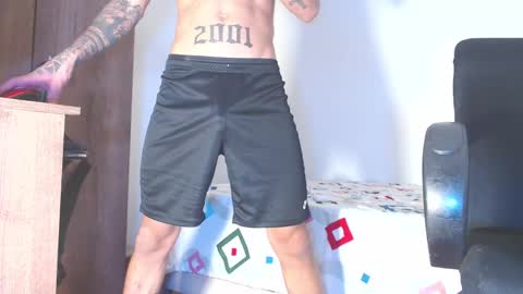 boy_master5 online show from 03/03/25, 10:52