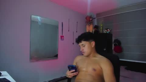 Snapshot of boy_nauthy chatting on 01/16/25, 05:21 boy_nauthy online show from 01/16/25, 05:21