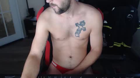 boy_t0y89 online show from 10/29/25, 07:43