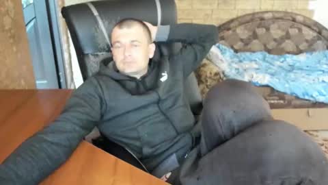 BoyApollon online show from 04/11/26, 06:07