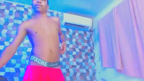 Snapshot of boybigcock_25cm chatting on 12/05/24, 04:53 jhon deivis online show from 12/05/24, 04:53