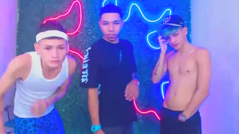 Snapshot of boybigcock_25cm chatting on 12/14/24, 02:01 jhon deivis online show from 12/14/24, 02:01