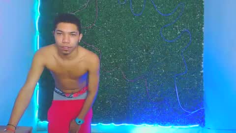 Snapshot of boybigcock_25cm chatting on 01/11/25, 03:02 jhon deivis online show from 01/11/25, 03:02